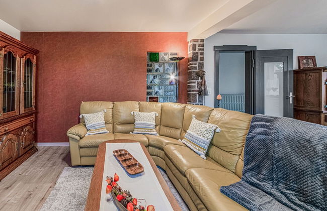 Holiday Home in Bullingen With Garden - Photo 16