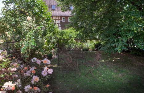 Historischer Vogtshof: eingezäunt | sonniger Garten | Kamin | Denkmalschutz - Foto 55