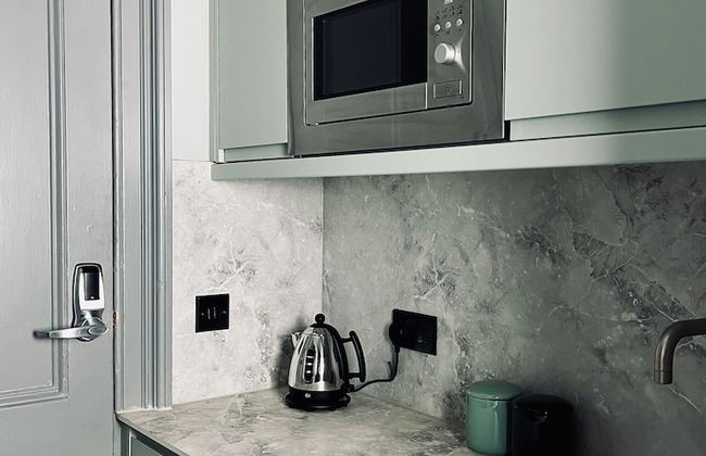 Room in the Borders - 1 Sime Place - Photo 37