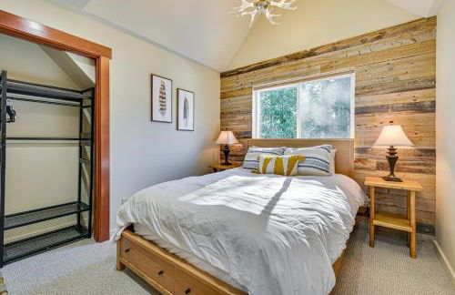 Deck, Hot Tub and Fire Pit Mtn-View Packwood Cabin - Photo 16