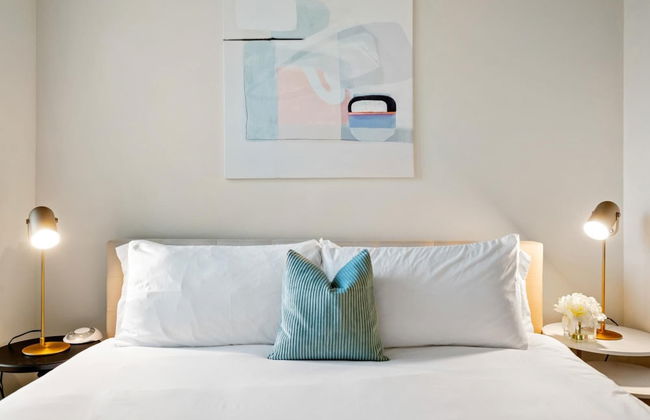 Arlington Inspired 2BD 2BA Deluxe Apartment - Foto 2