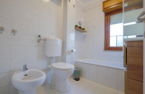 Tree home - Photo 25