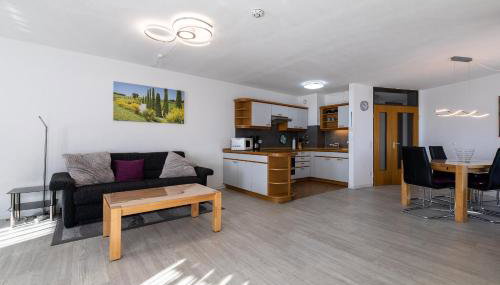 Ferienwohnpark Immenstaad am Bodensee Zwei-Zimmer-Apartment 53 17 - Foto 1