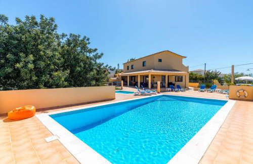 Villa Miranda by Villa Plus - Photo 2
