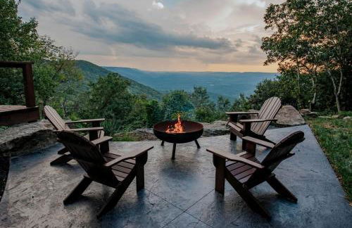 Luxurious Cabin with Jacuzzi and Breathtaking Views in Georgia - Foto 20