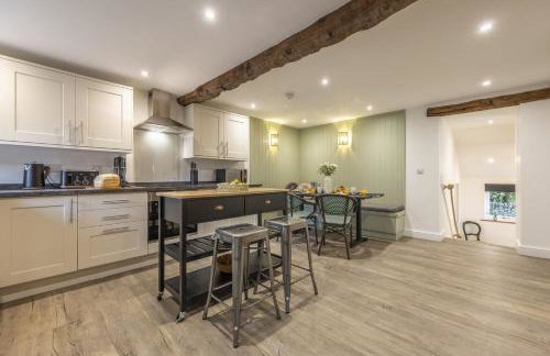 Swallows Nest - Photo 7