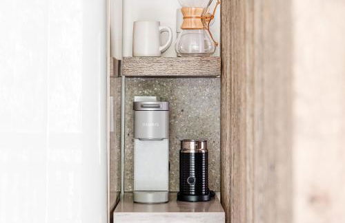 Modern Designer Cabin, Newly Renovated, EV Charger, Arcade, Kids Bunkbed, Minutes to Lake Arrowhead and Lake Gregory - Foto 25