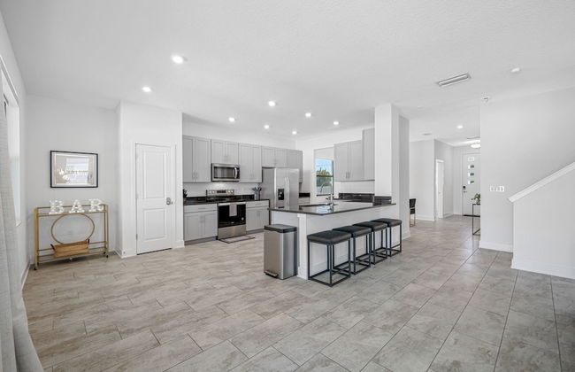 Luxury Modern Villa w/ Pool, Jacuzzi & Amenities! - Foto 26