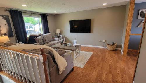 1349 Jennings court Private Pool, Fire pit, BBQ A FUN place to RELAX - Foto 4