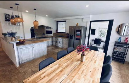 VILLA SAINTE BAUME Piscine Jacuzzi tout confort - Photo 61