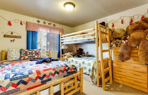 Hike, Fish and Enjoy Pond On-Site Bison Ranch Cabin - Foto 15