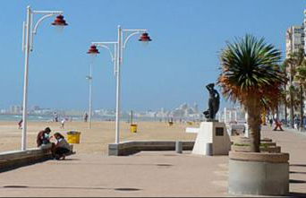 Duplex a 3 minutos de playa de la victoria Cadiz - Photo 20