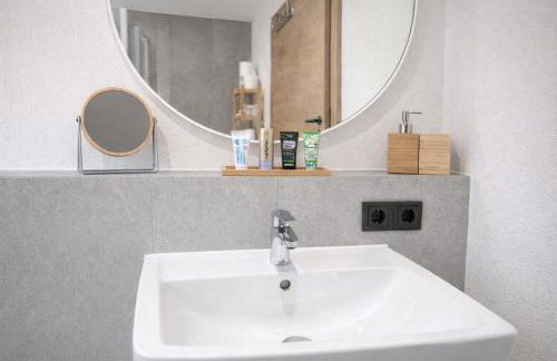 Ferienwohnung Gschwendt - zentrale und ruhige Lage mit eigenem Parkplatz - Foto 10