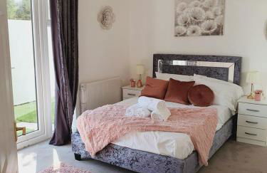 Deluxe Spacious Apartment in Chadwell Heath, London - Foto 16