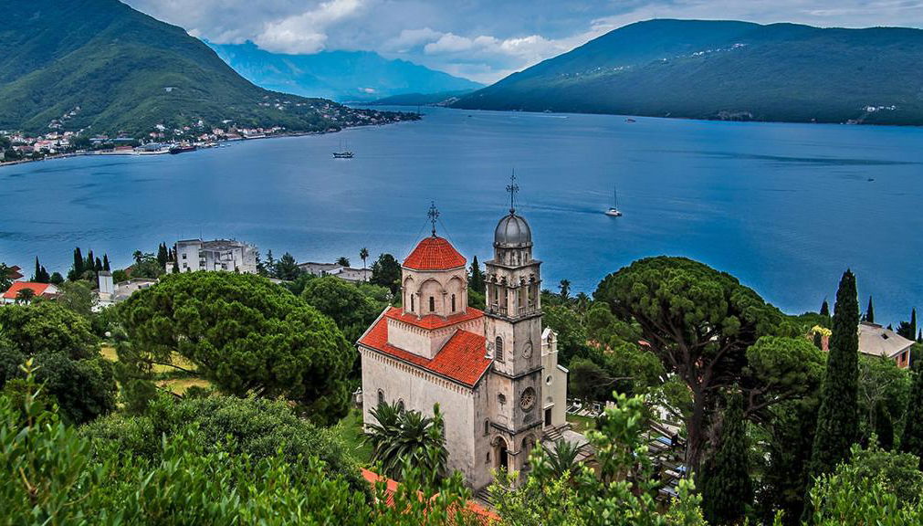 Incantevole tour privato in riva al mare: Herceg Novi, Grotta Azzurra e Mamula - Foto 1