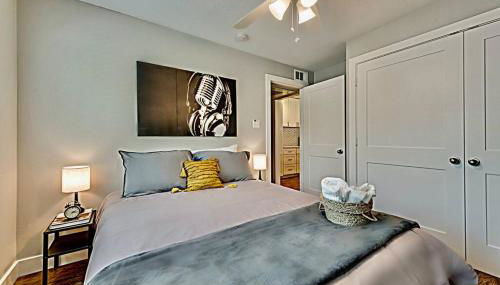 Global Cup The Rhythm Room Near Downtown Dallas! - Foto 3