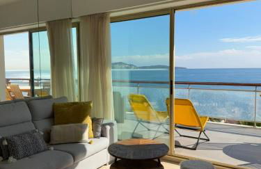 NICE, Exceptional Sea View, Top Floor, Parking - Photo 1