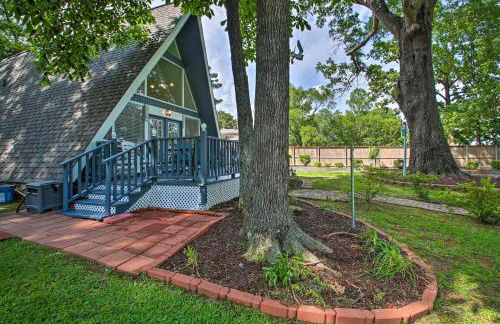Deck, Boat Slip and Views Lake Hamilton Cabin! - Foto 24