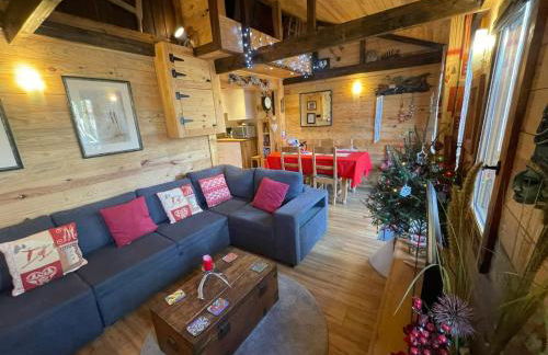 Chalet Le Doux Si, Large Self-Contained Apartment, 2km from Doucy-Combelouvière and close to Valmorel - Foto 5