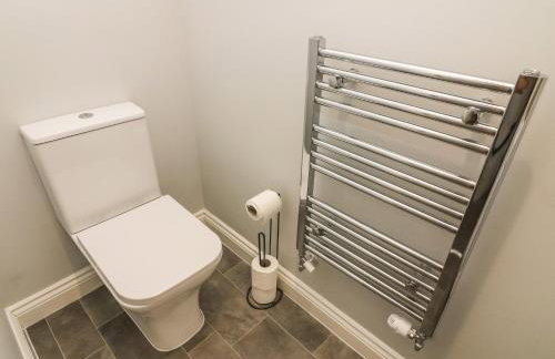 Hall View - Photo 19