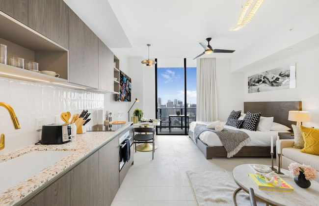 Perfect Studio Stay in Downtown Miami - Photo 17