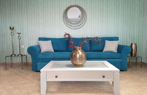 Pirofani Villa Apartments - Photo 8