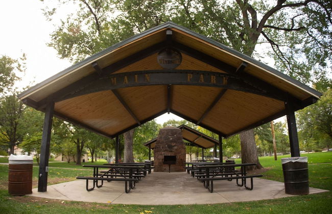 Downtown Windsor Home With Hot Tub & Pool Table - Foto 41