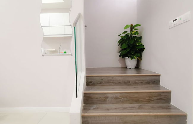 Icon City Premier Suites by WeCare - Photo 63