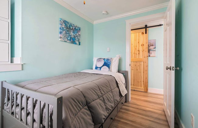 The Shore Thing Walk to Beach! - Photo 13