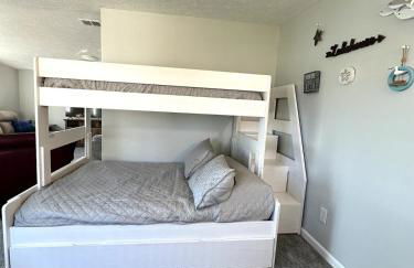 Lakefront Escape Dock Fire Pit Sleeps 14 - Foto 28