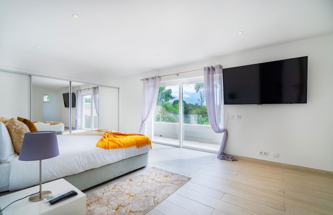 Luxury Almancil Villa With Heated Pool by Ideal Homes - Foto 44