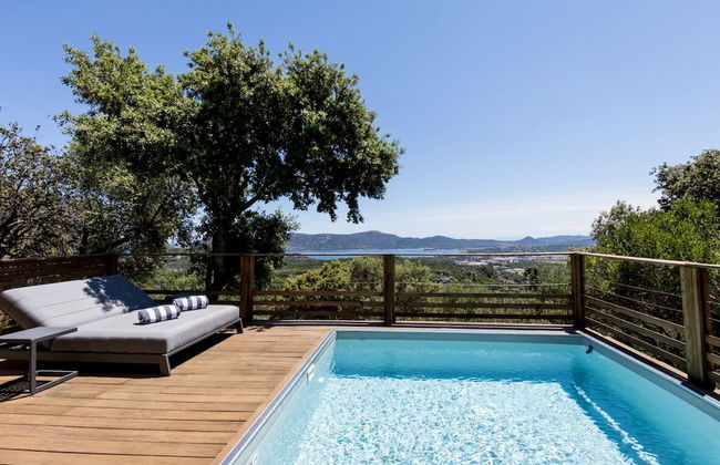 Swim Lodge Hotel Porto Vecchio - Photo 7