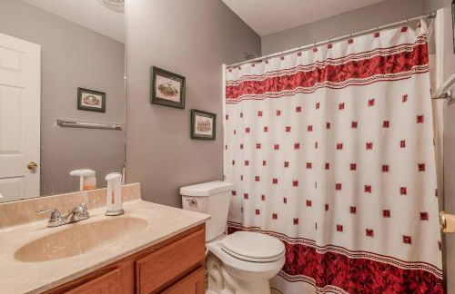 Hot Tub Hideaway 3 BR - Foto 17