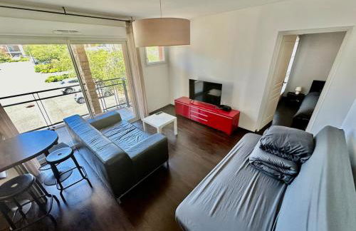 Piscine and golf - Geneva airport - ONU - Foto 1