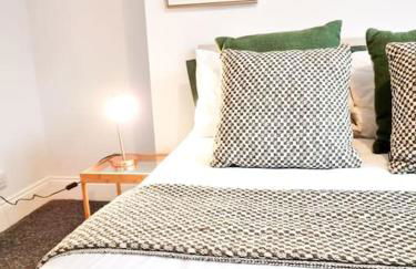 Gorgeous Newly Renovated 2 Double Bed Flat - Foto 22