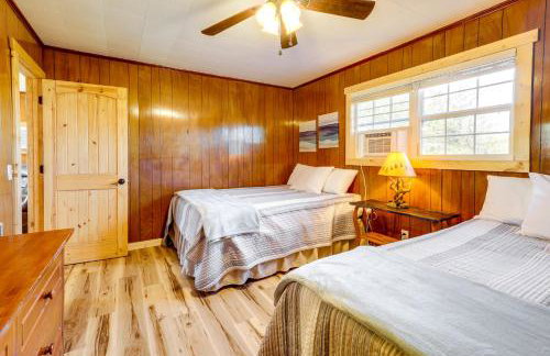 Devils Fork Resort Cabin with Designated Boat Slip! - Foto 19