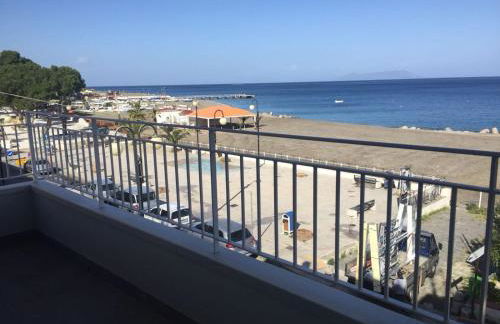 Affacciati sulle Eolie Appartamenti sul Lungomare Patti Marina - Foto 56