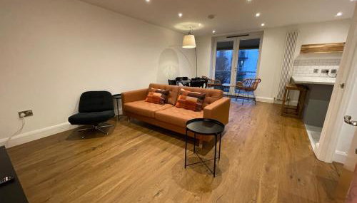 1 bedroom city centre apartment with free parking - Foto 1