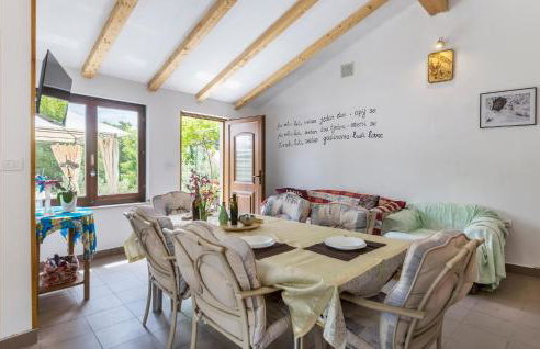 2 Bedroom Cozy Home In Kostrcani - Photo 5