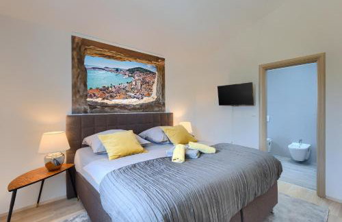 Villa Gloria, villa with heated pool - Foto 16