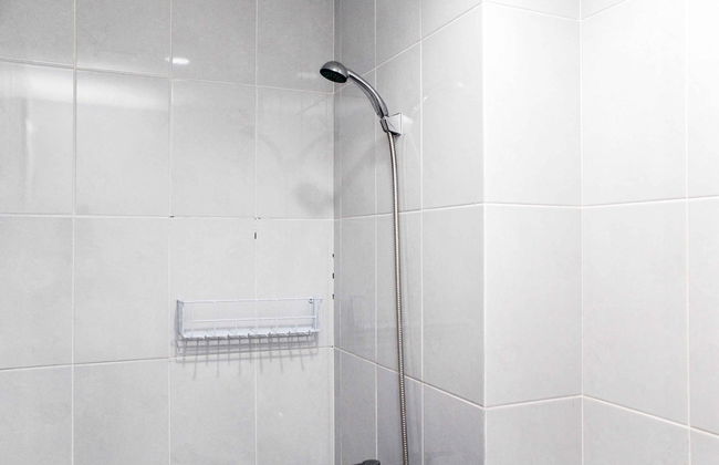 Fancy And Elegant Studio At Patraland Urbano Apartment - Foto 8