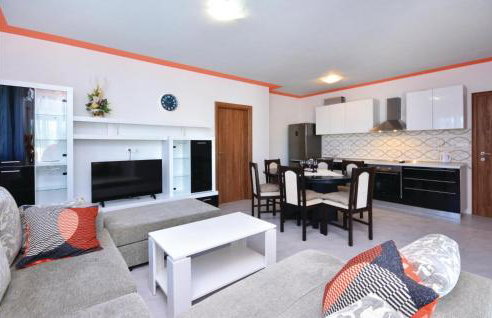 3 Bedroom Nice Home In Solin - Photo 2