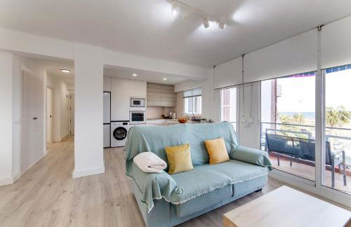 Primera linea playa Apto recien reformado Piscina - Foto 5