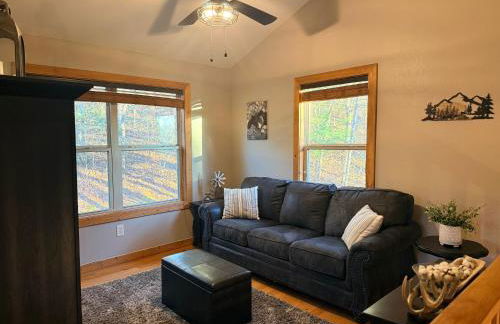 Cozy North GA Cabin 3BR3BA, Fire Pit & Game Rm - Foto 32