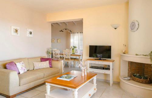 Nikolas by Vintage Travel - Photo 41