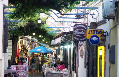 Anastasia's Corner - Photo 37