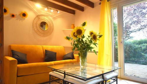 Lou Cigalou - Au Calme - Grand Jardin - Piscine Partagée - Parking - Campagne et Idéalement Situé Proche A7 et Montélimar - Foto 3