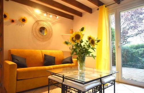 Lou Cigalou - Au Calme - Grand Jardin - Piscine Partagée - Parking - Campagne et Idéalement Situé Proche A7 et Montélimar - Foto 3