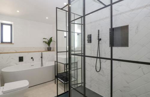 Basswood Barn - Photo 20