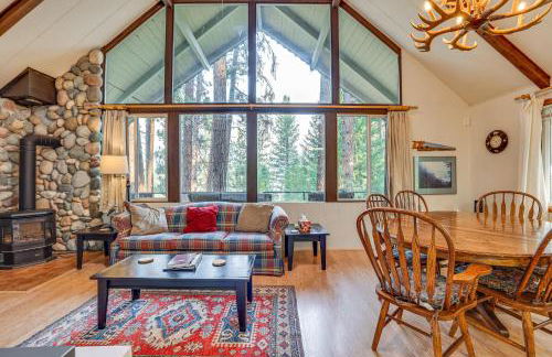 Hillside Hideaway Warm and Cozy Terrace Lakes Cabin - Foto 1